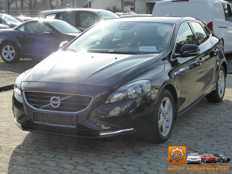 Arcuri volvo v40 2008