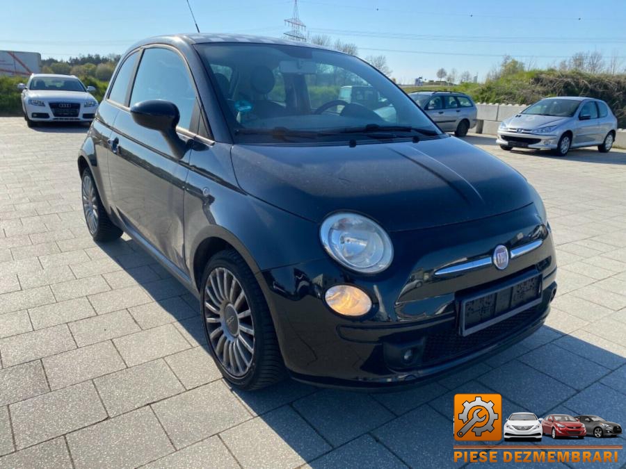 Aripa fata fiat 500 2010