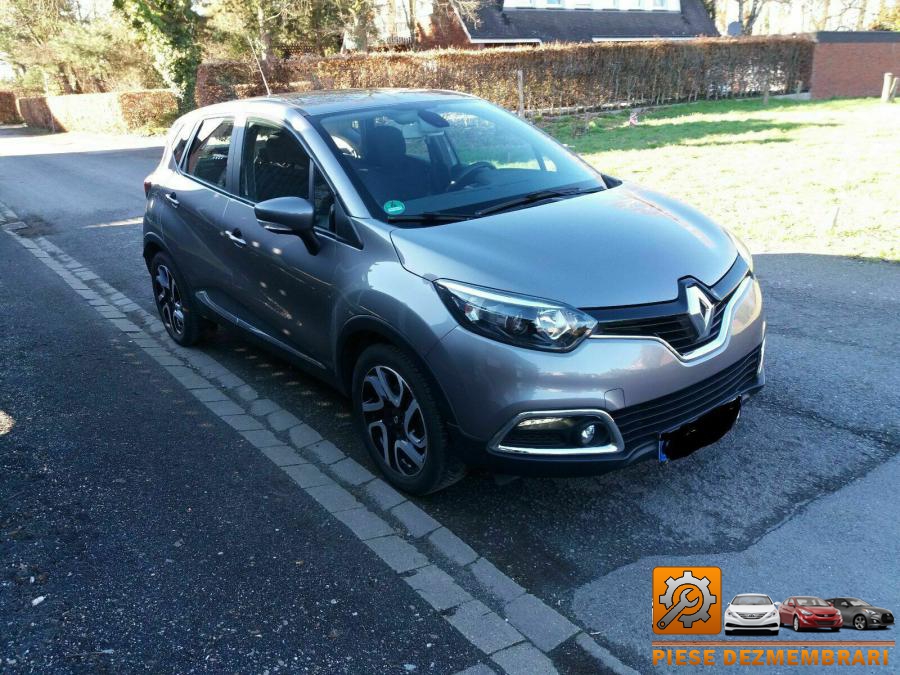 Aripa spate renault captur 2015