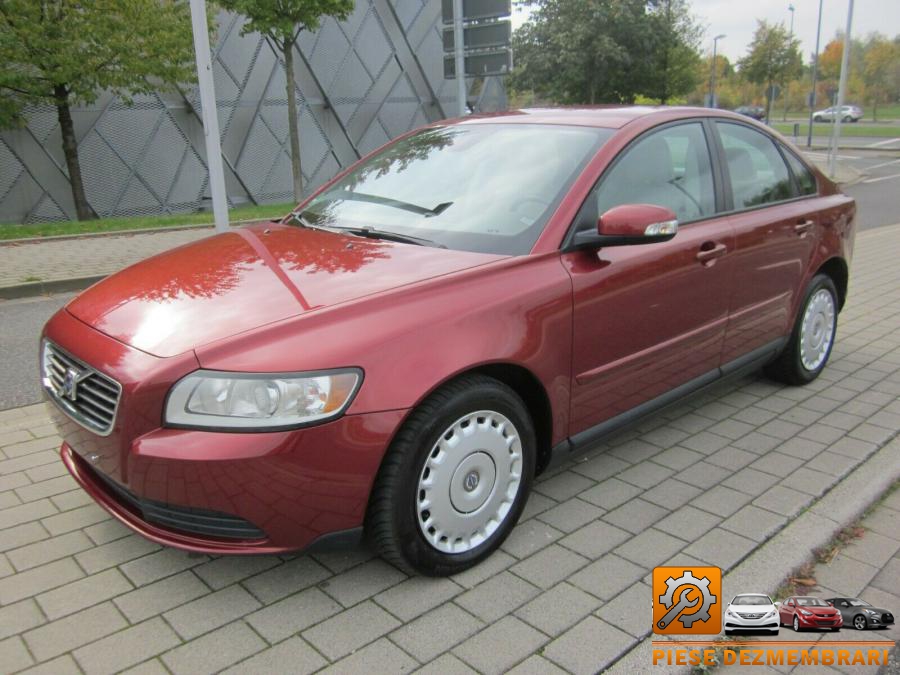 Aripa spate volvo s40 2010