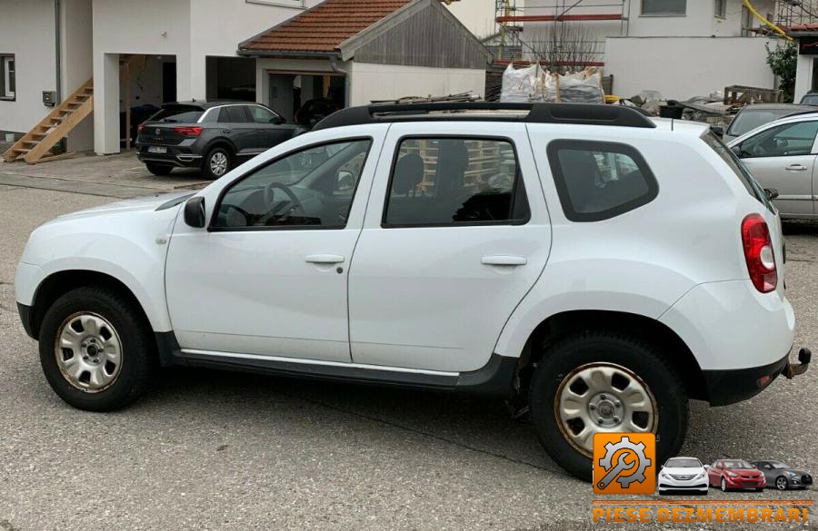 Baie ulei cutie dacia duster 2014