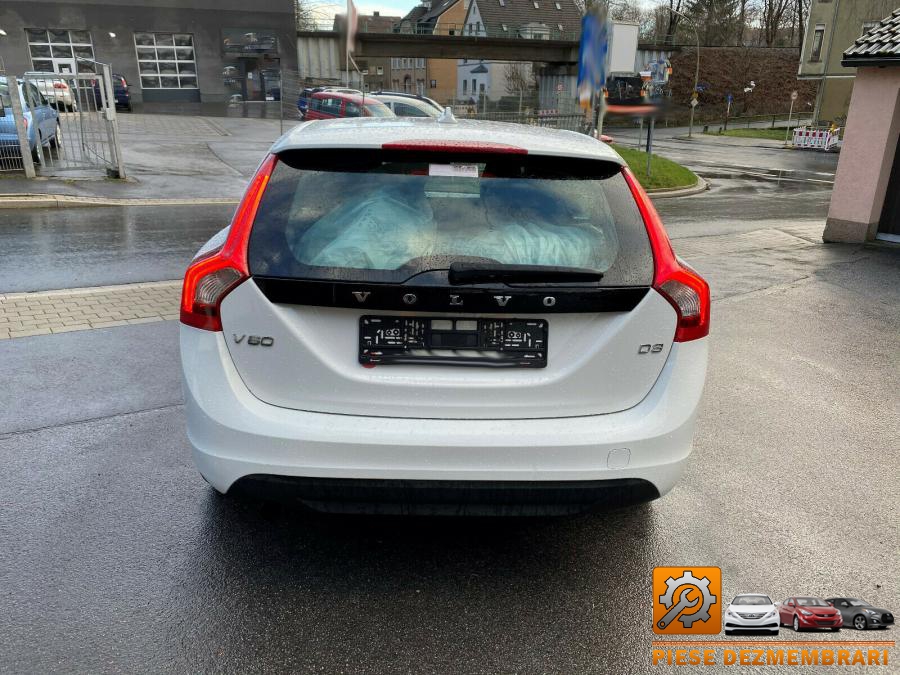 Balamale capota volvo v60 2013