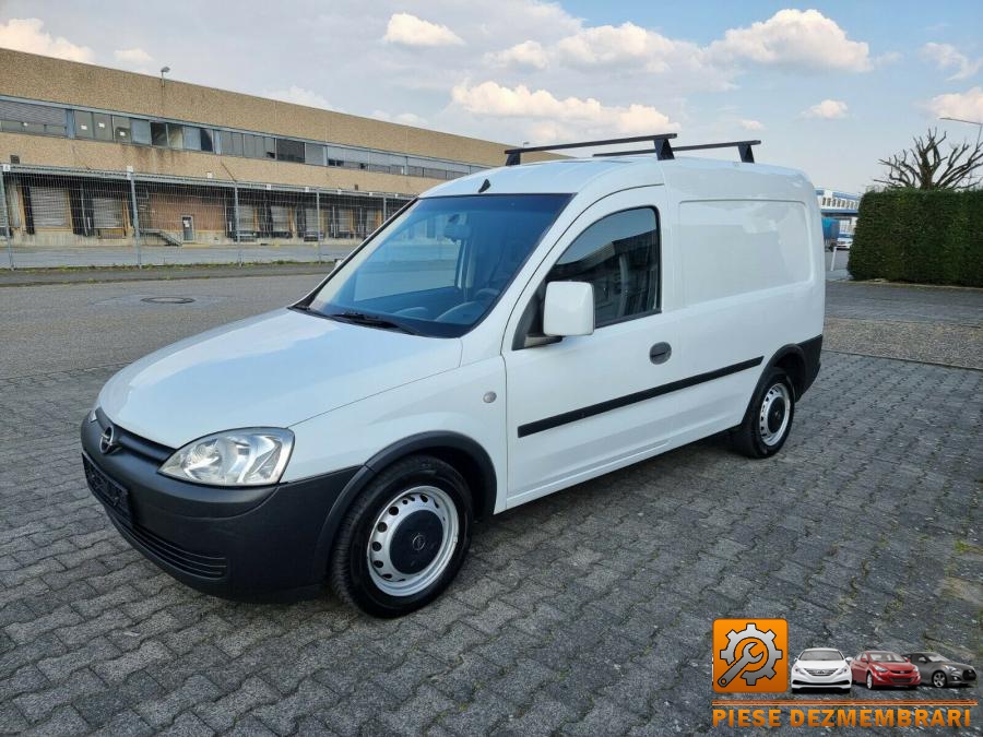 Bancheta spate opel combo 2010