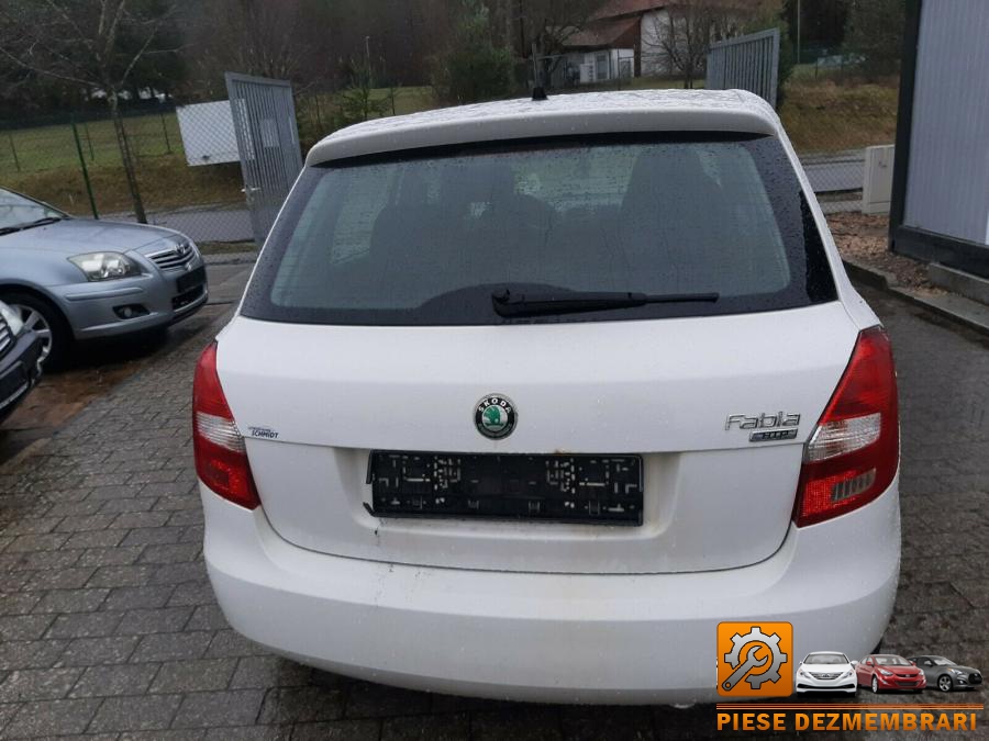 Bancheta spate skoda fabia 2011