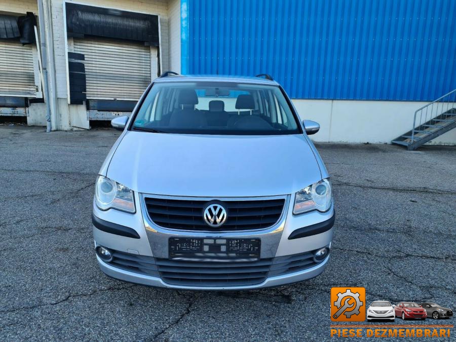 Bancheta spate volkswagen touran 2012