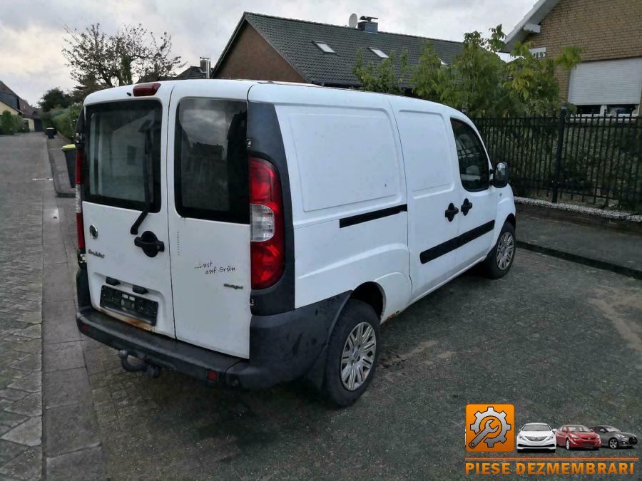 Bandouri fiat doblo 2009