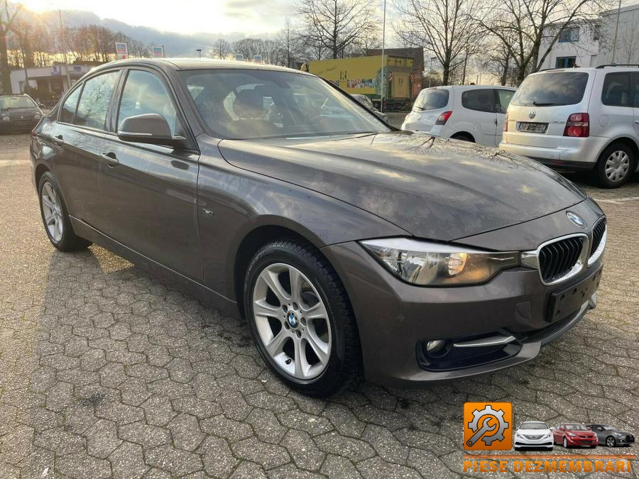 Bara fata bmw seria 3 f30 2013