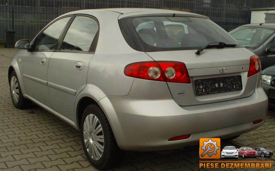 Bara fata chevrolet lacetti 2004