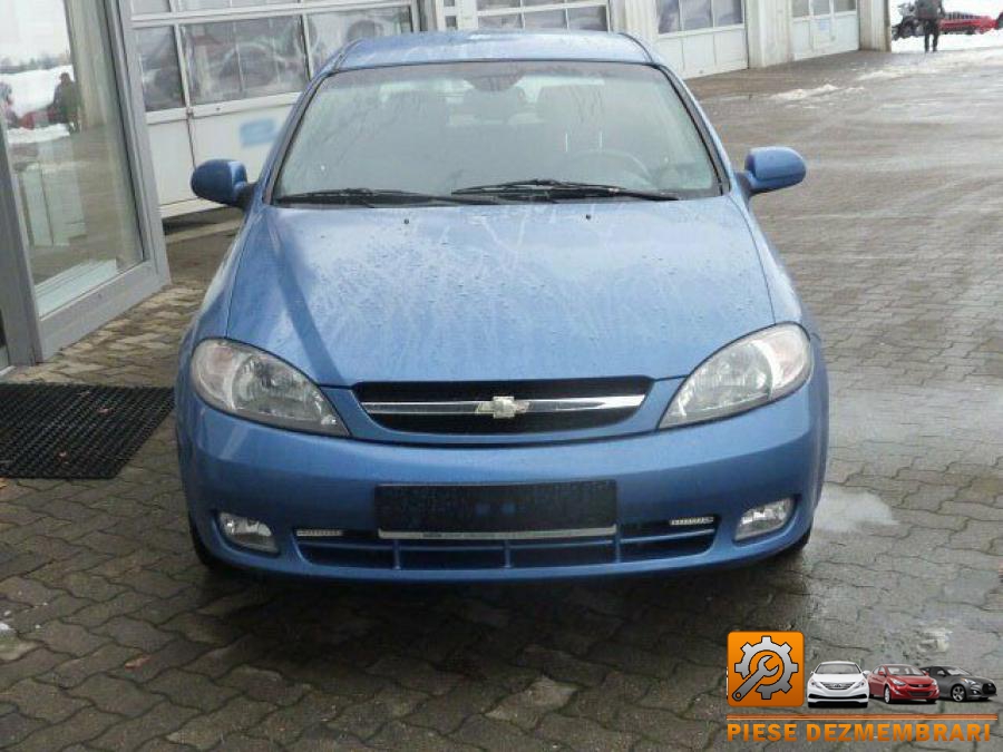 Bara spate chevrolet lacetti 2004