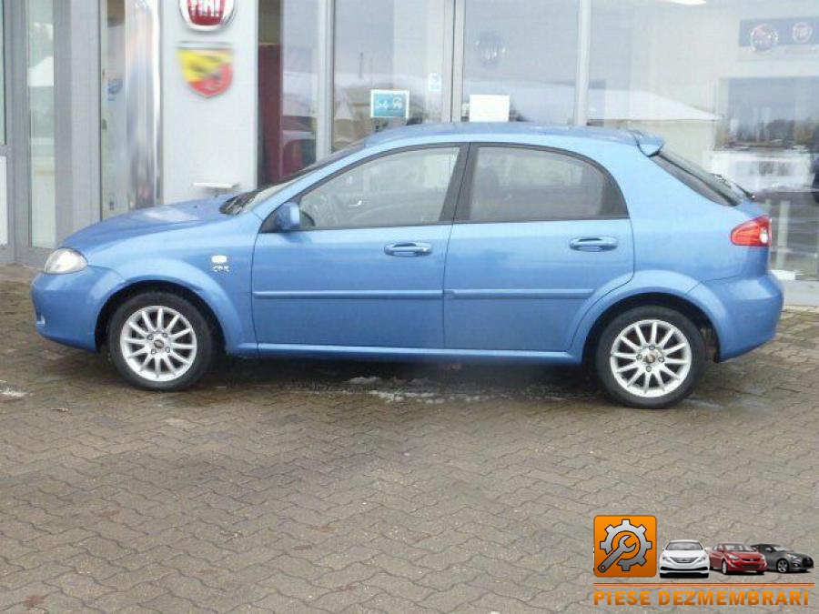 Bara spate chevrolet lacetti 2004