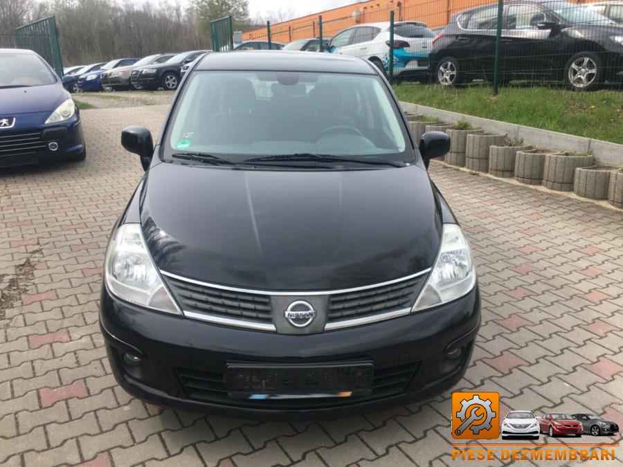 Bara spate nissan tiida 2011