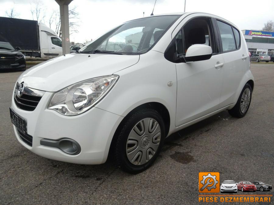 Bara spate opel agila b 2011