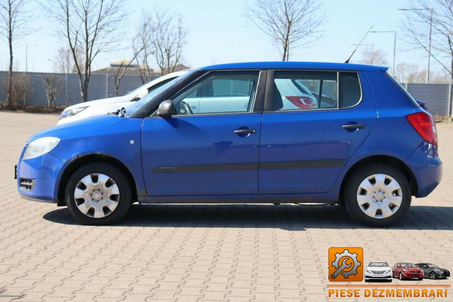 Bara spate skoda fabia 2011