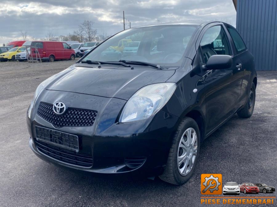 Bloc lumini toyota yaris 2009