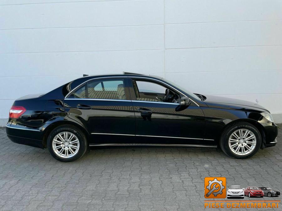 Capac culbutori mercedes e class 2014