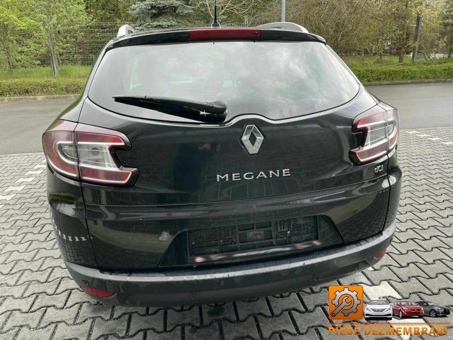 Capac distributie renault megane 2011