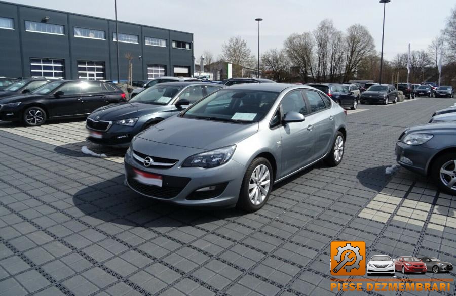 Capota fata opel astra j 2014