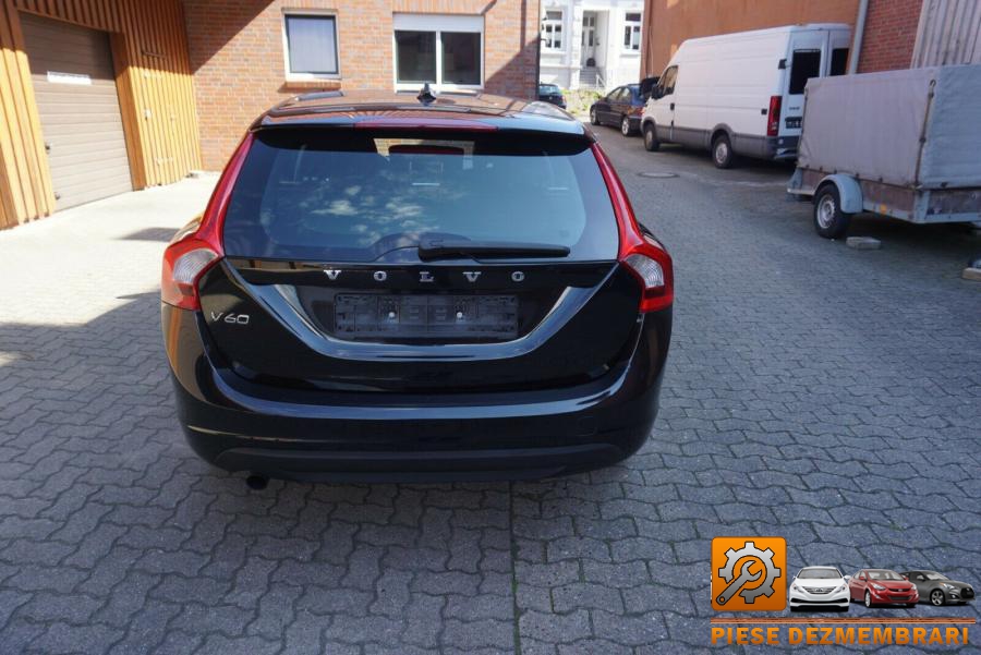 Capota fata volvo v60 2013