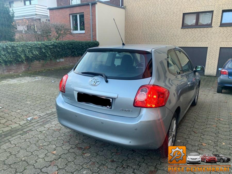 Capota spate toyota auris 2010