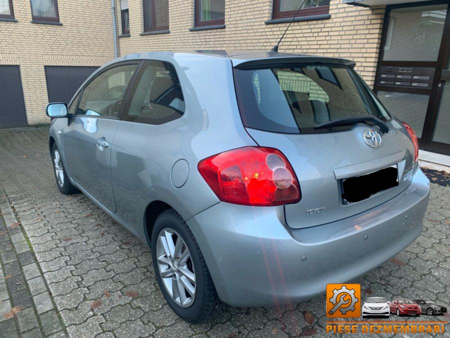 Capota spate toyota auris 2010