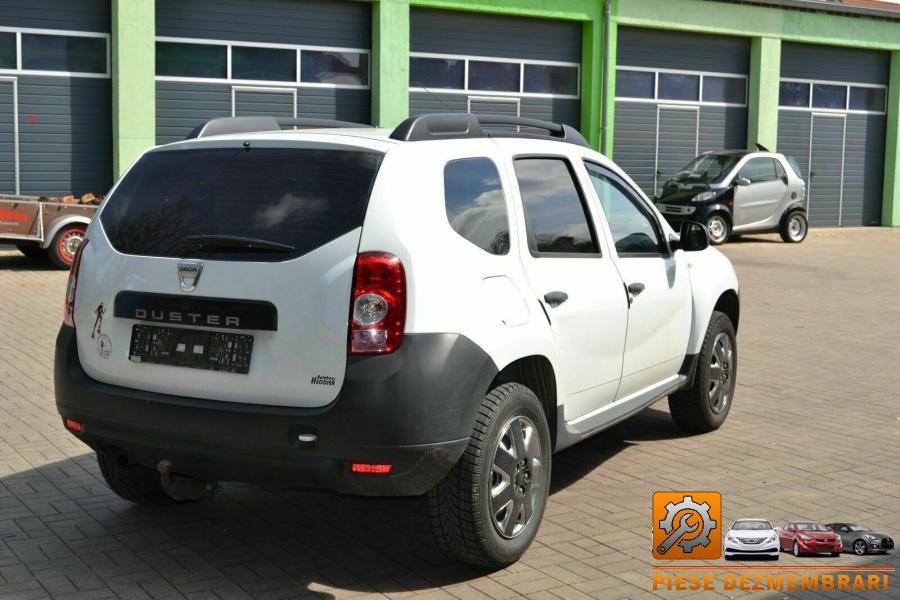 Carlig tractare dacia duster 2014