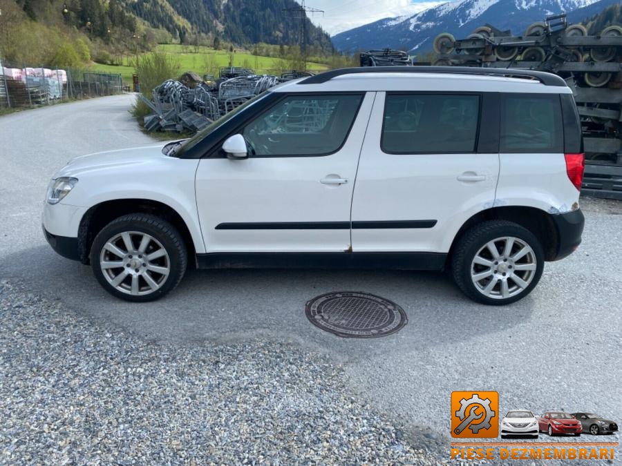 Carlig tractare skoda yeti 2013