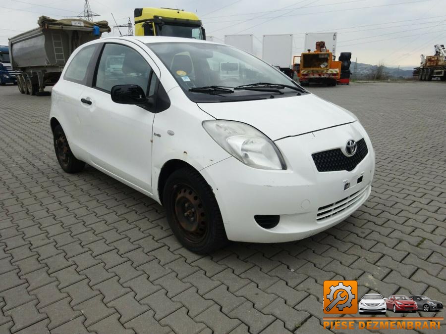 Carlig tractare toyota yaris 2009