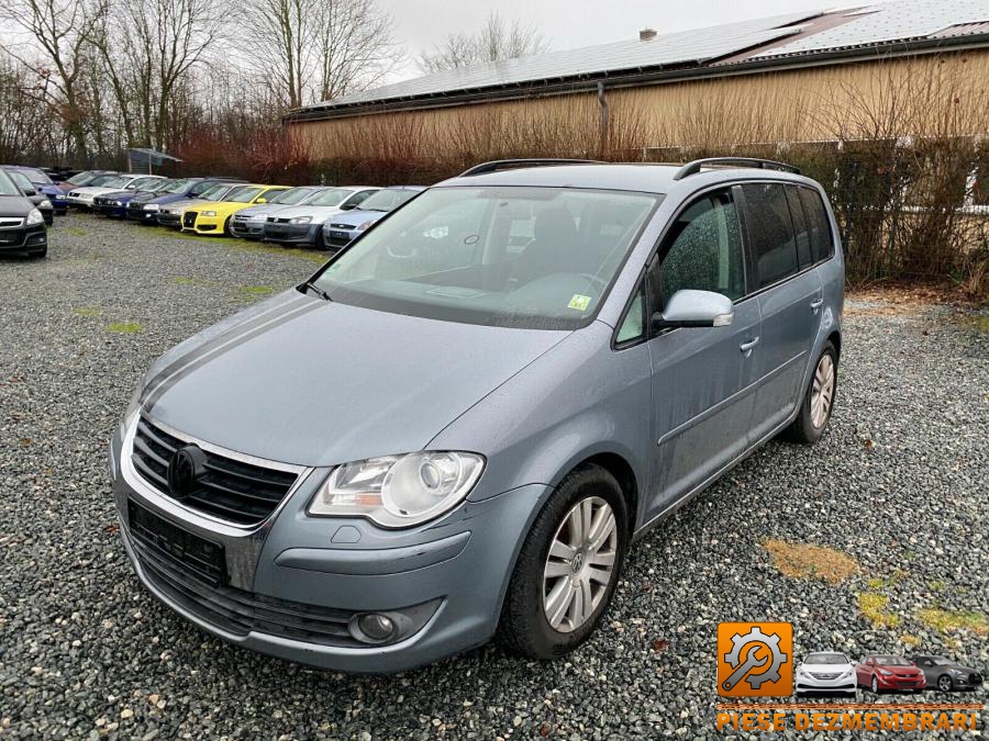 Carlig tractare volkswagen touran 2012