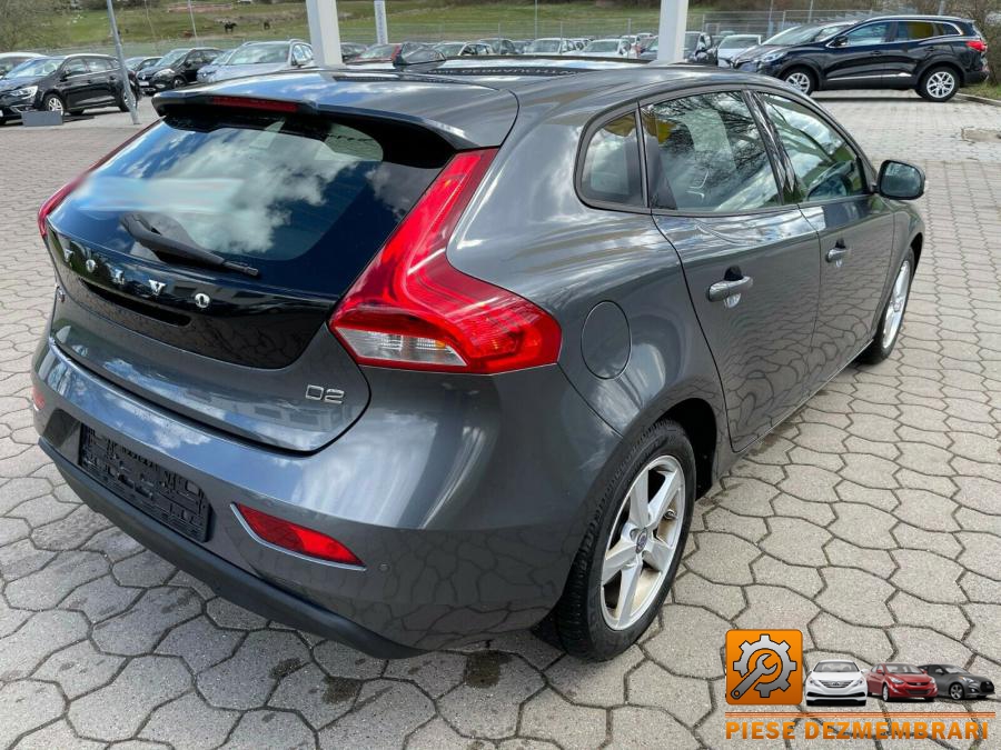 Catalizator volvo v40 2008