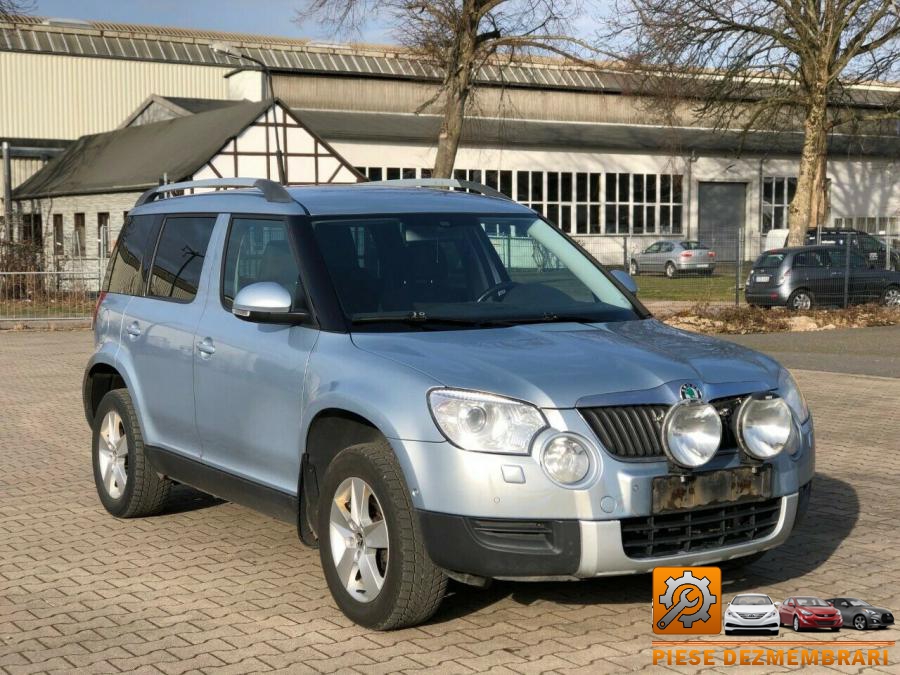 Faruri skoda yeti 2013