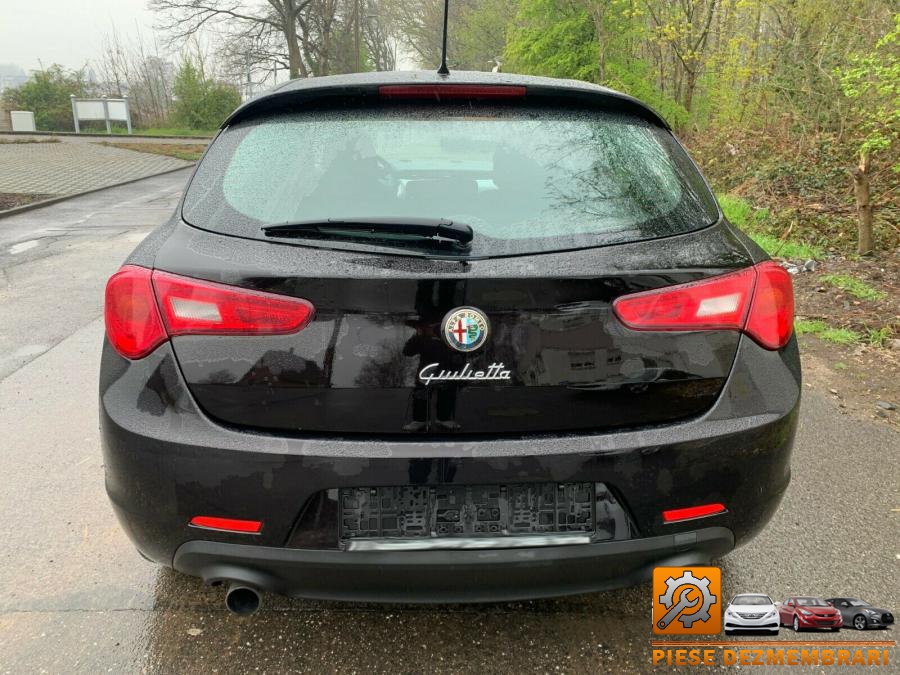 Hayon alfa romeo giulietta 2010