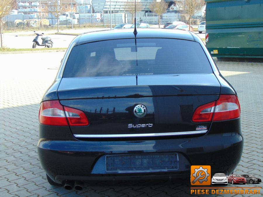 Incuietoare capota skoda superb 2009