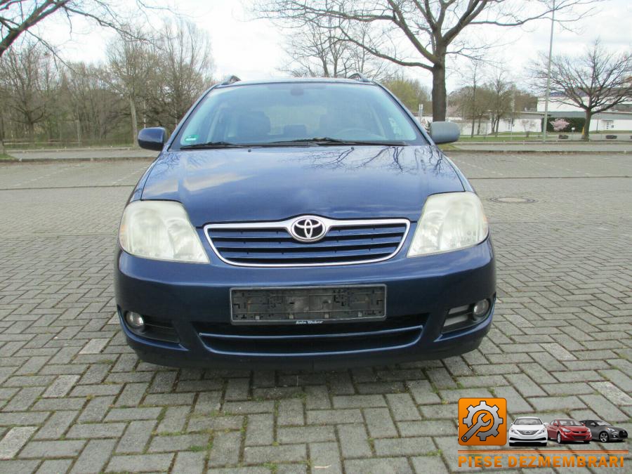 Incuietoare capota toyota corolla 2004