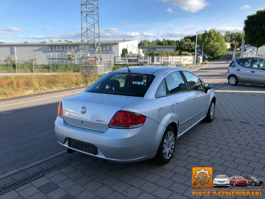 Lampa interior fiat linea 2011