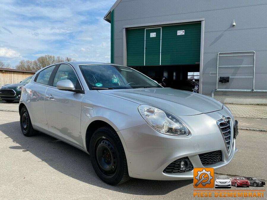 Lampi spate alfa romeo giulietta 2010