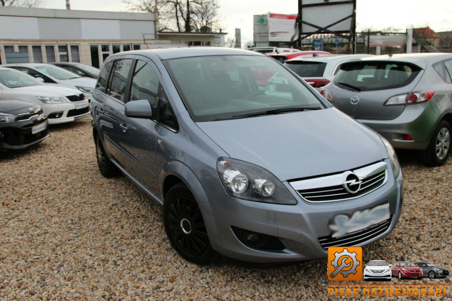 Lampi spate opel zafira b 2009