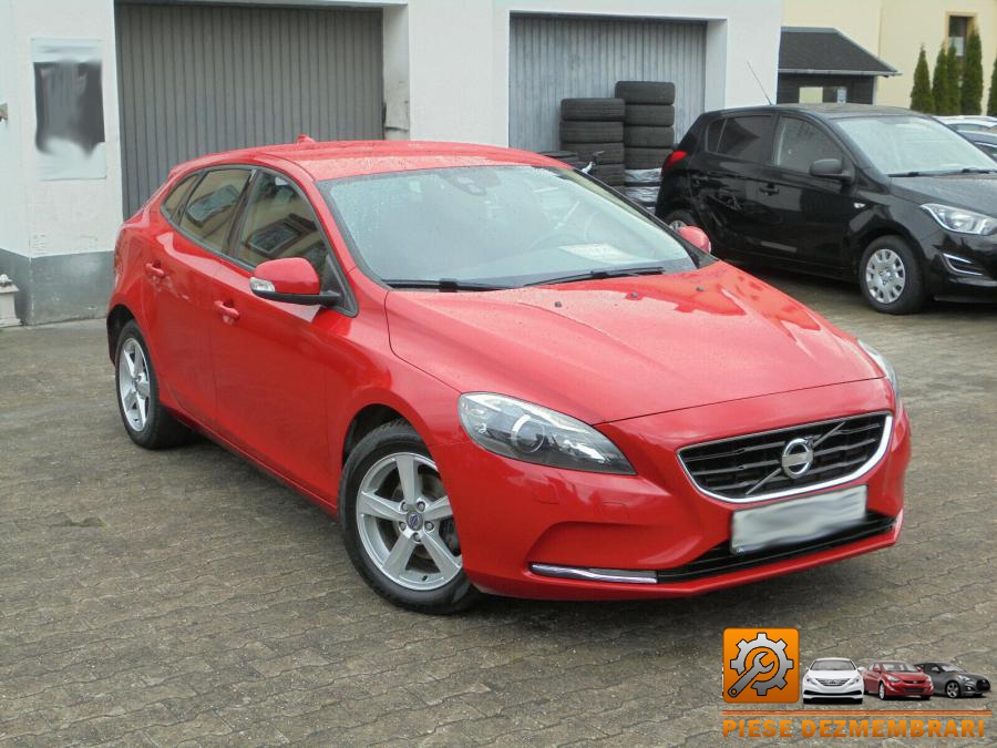 Lampi spate volvo v40 2008