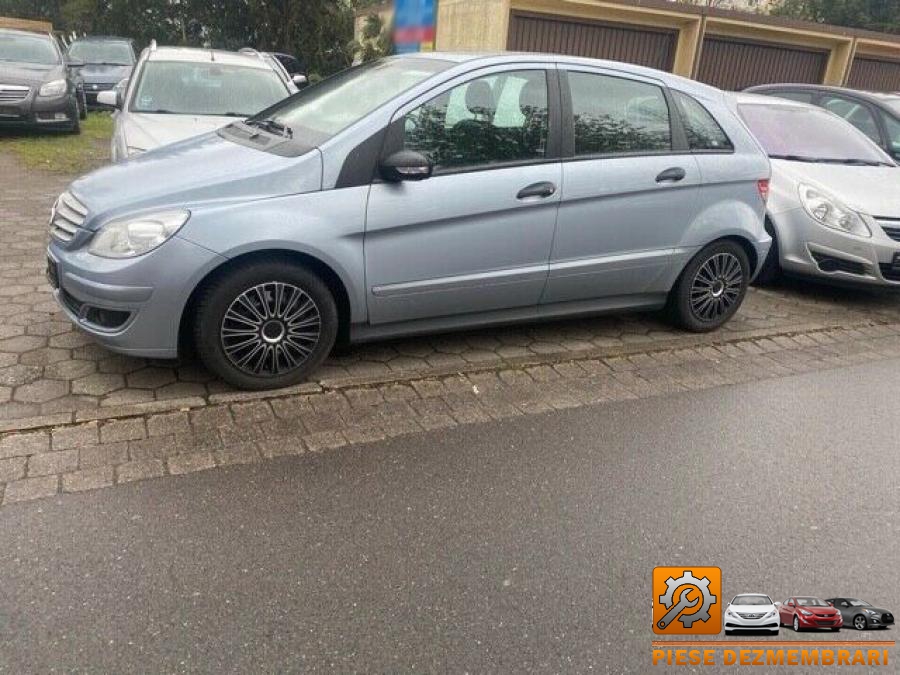 Luneta mercedes b class 2008