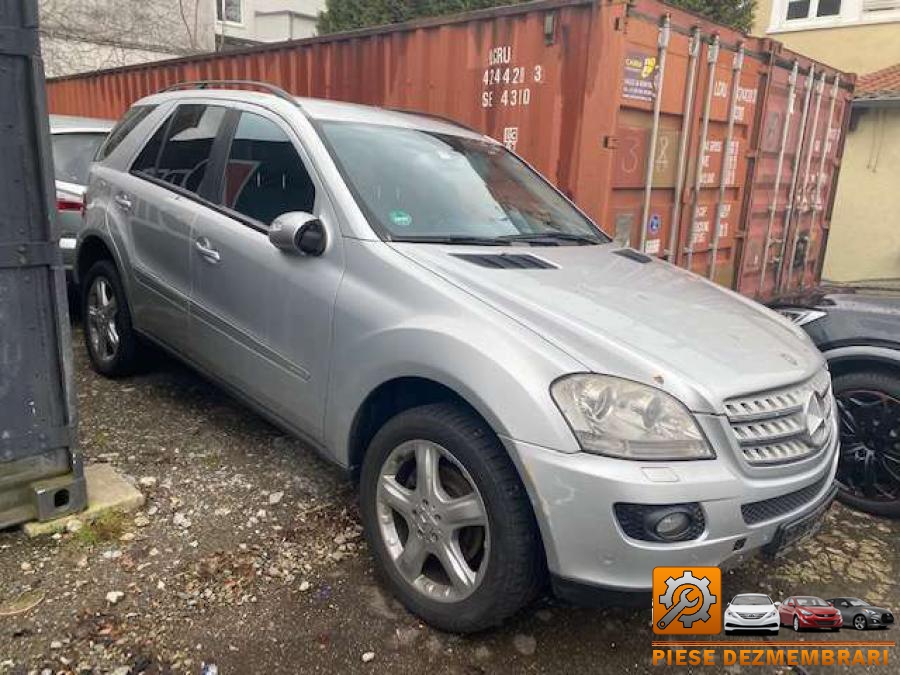 Luneta mercedes ml 2011