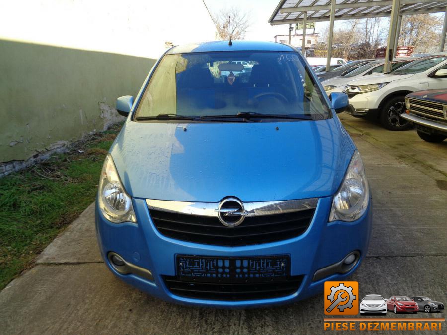 Luneta opel agila b 2011