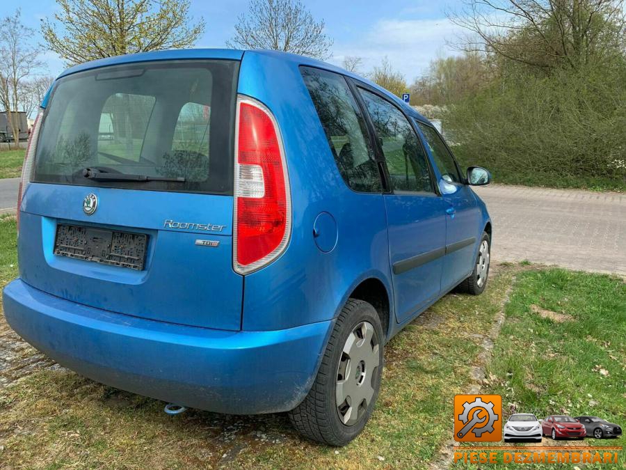 Luneta skoda roomster 2011