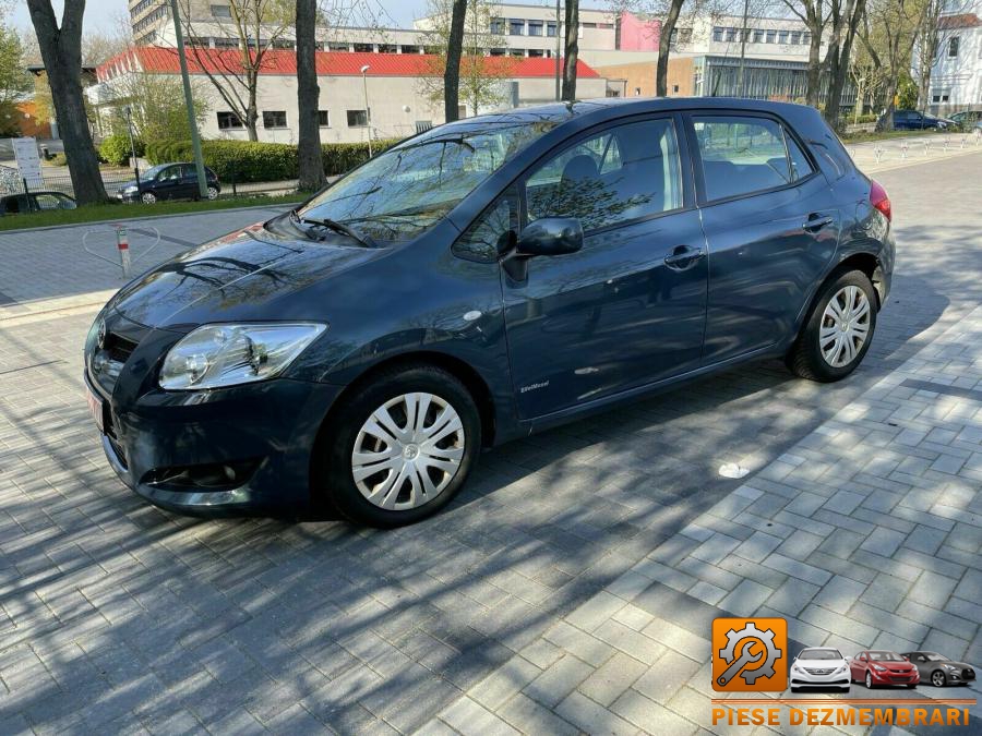 Luneta toyota auris 2010