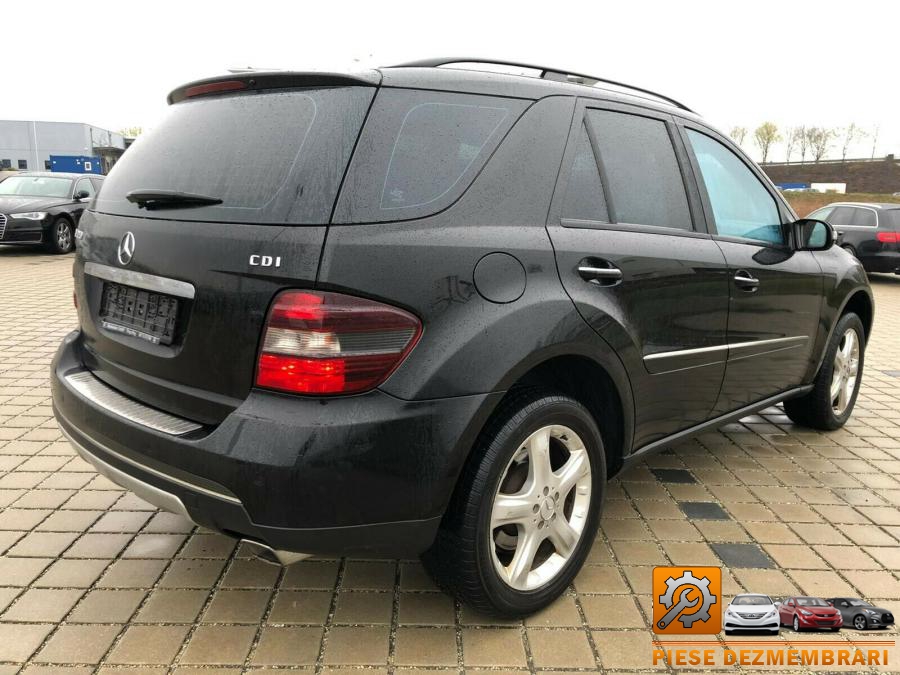 Motoras stropitor parbriz mercedes ml 2011