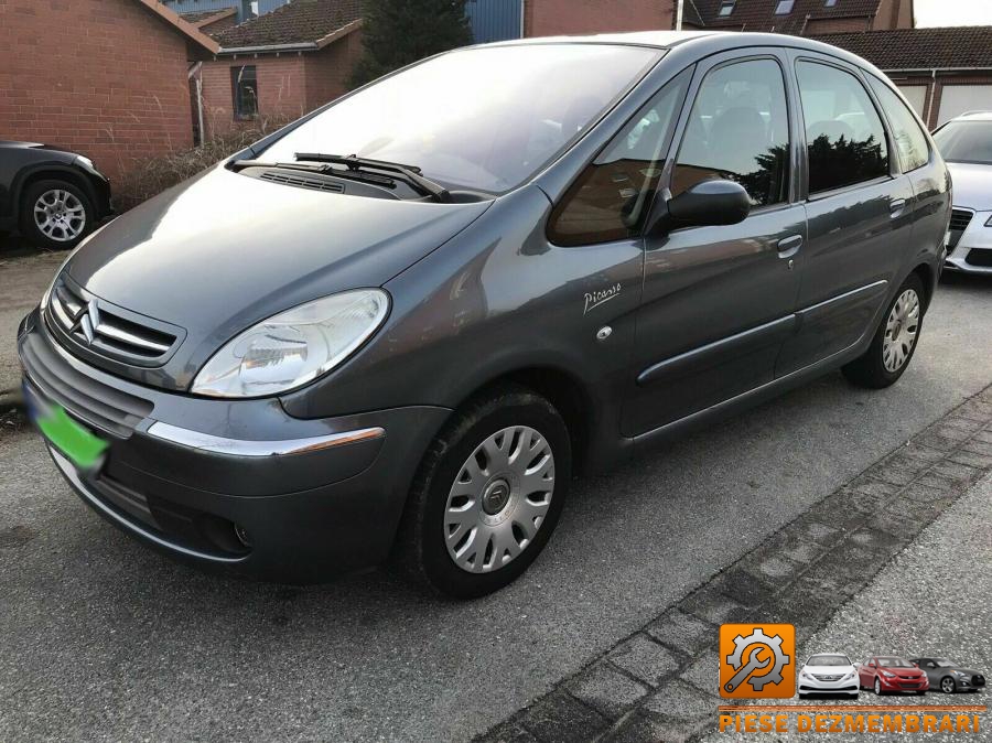 Plansa bord citroen xsara picasso 2008