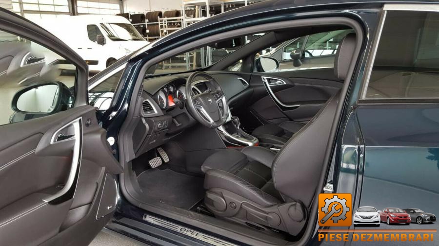 Plansa bord opel astra j 2014