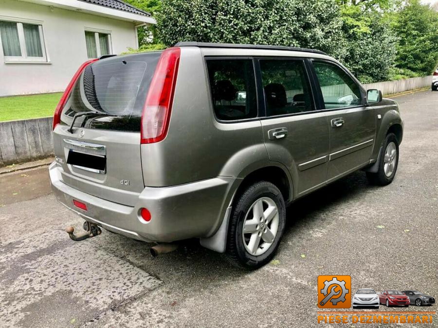 Podea portbagaj nissan x trail 2011