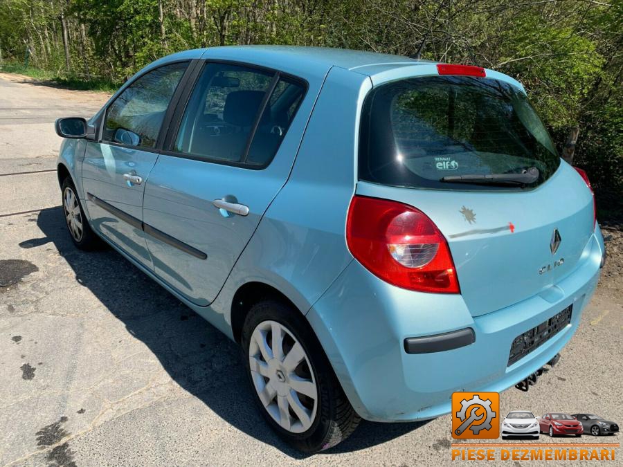 Pompa de apa renault clio 2008