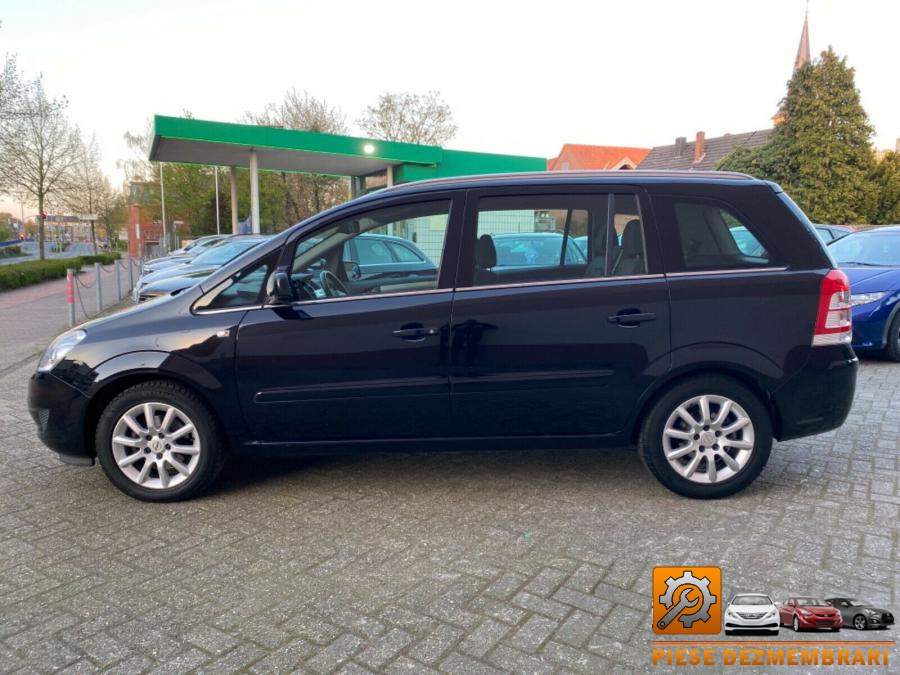 Pompa ulei opel zafira b 2009