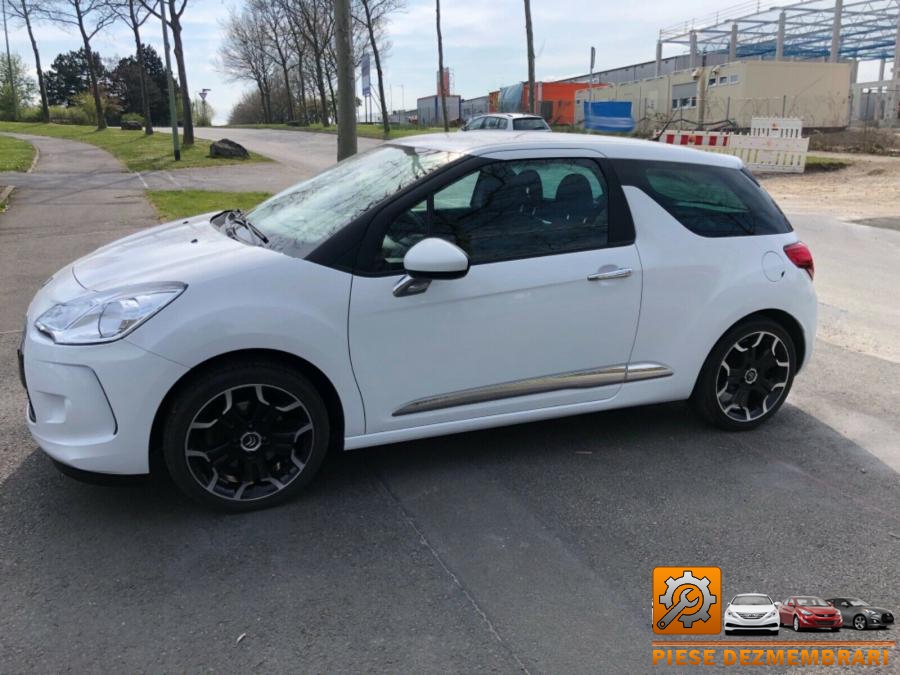 Proie ceata citroen ds 3 2013