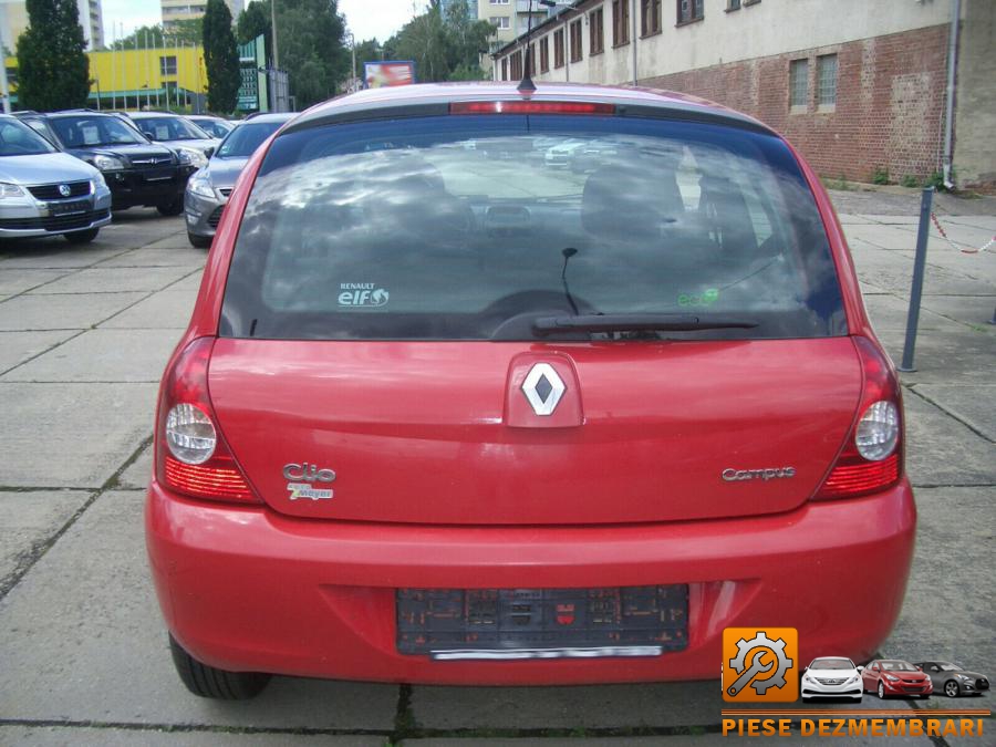 Proie ceata renault clio 2008